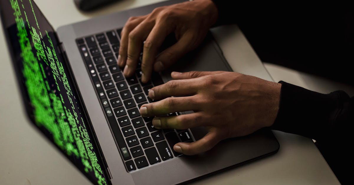 O Golpe da Plataforma de Ensino: Como o Phishing Direcionado pelo Ghostwriter Serve de Alerta para a Segurança Digital das Empresas
